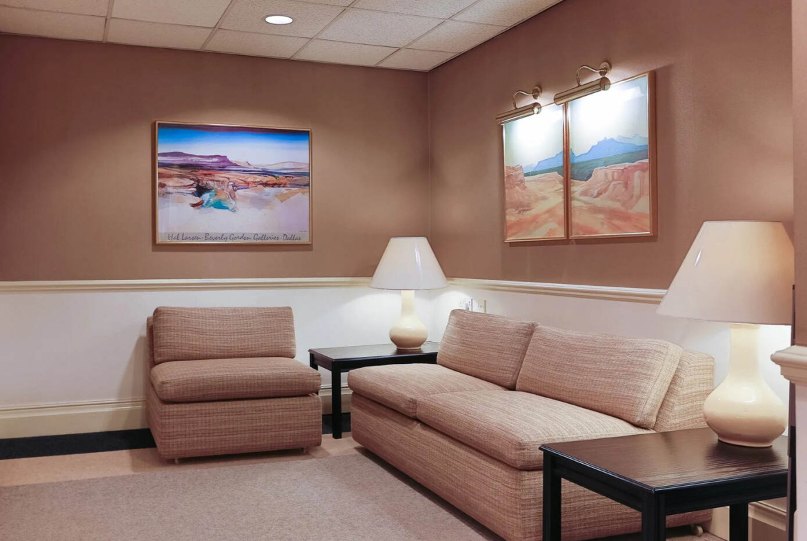 Office to let at 96 Rosemount Viaduct AB25