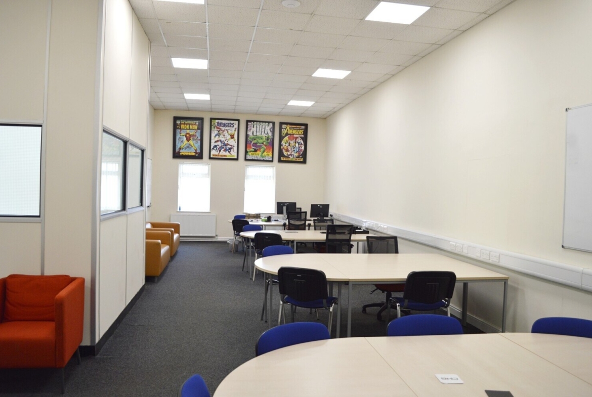 Office to let on Wortley Road in Deepcar Sheffield