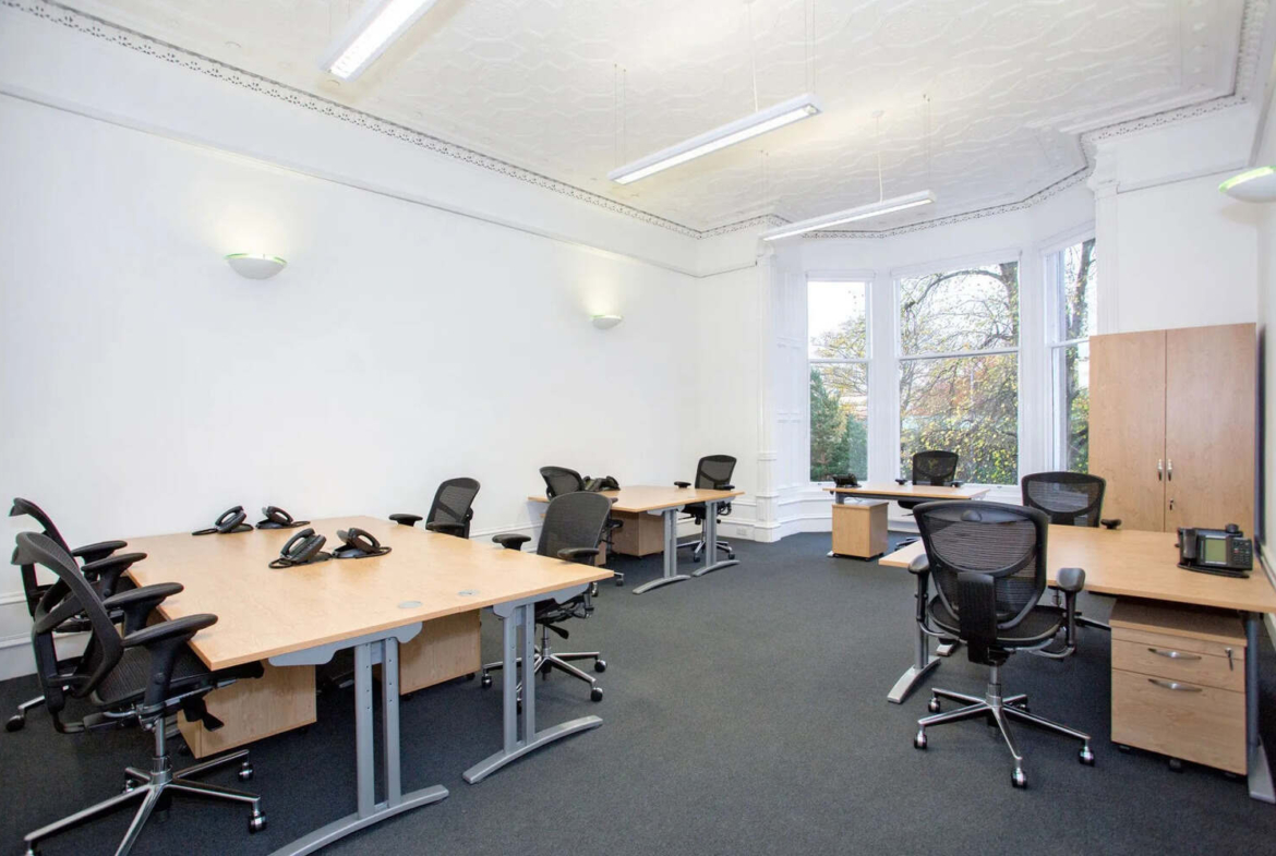 Offices at Queen's Gardens AB15