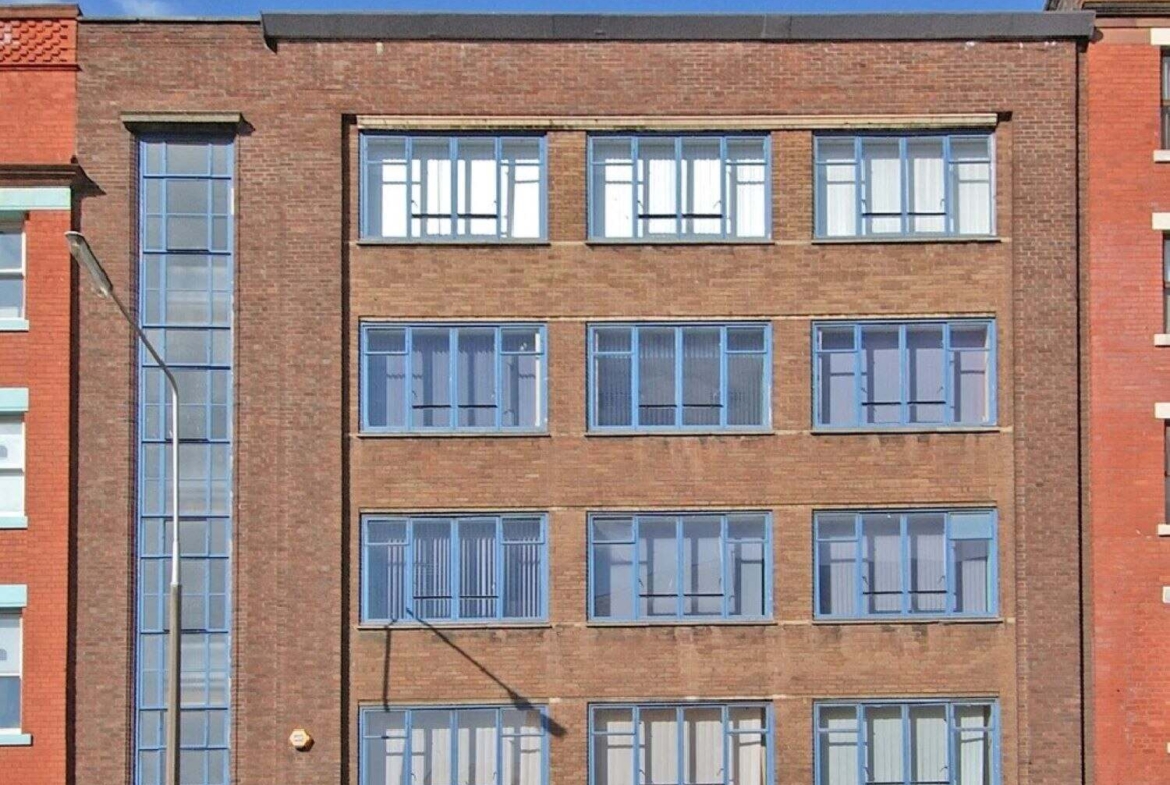 Office to let on Pall Mall L3