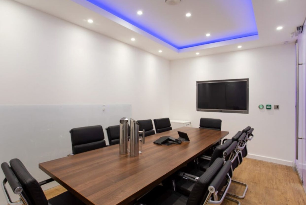 Office Space on Putney Bridge Road