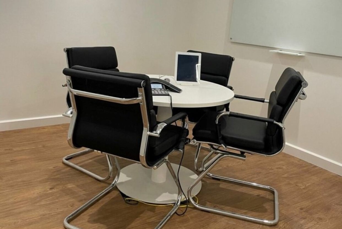 Office Space on Putney Bridge Road