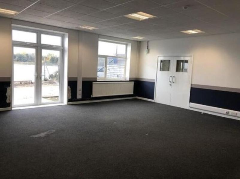 Offices to let at Portsmouth Harbour