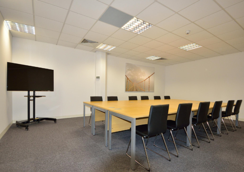 Serviced Offices and Co-Working Business Centre,Swindon
