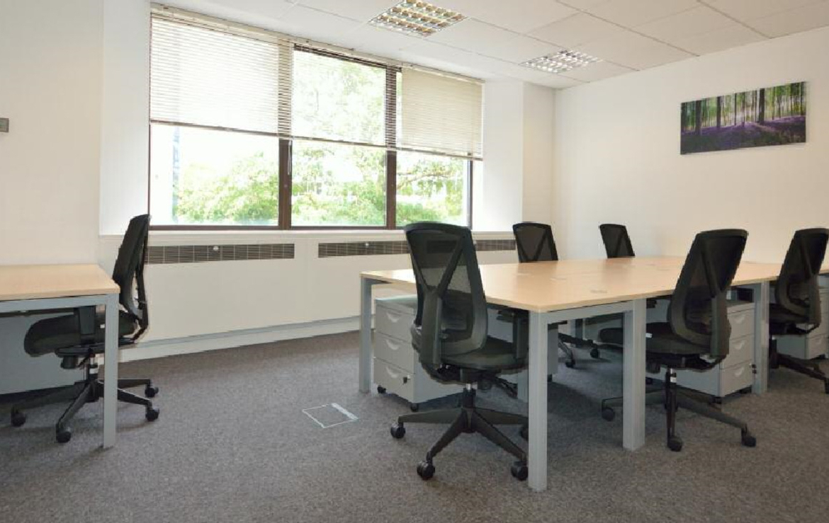 Serviced Offices and Co-Working Business Centre,Swindon