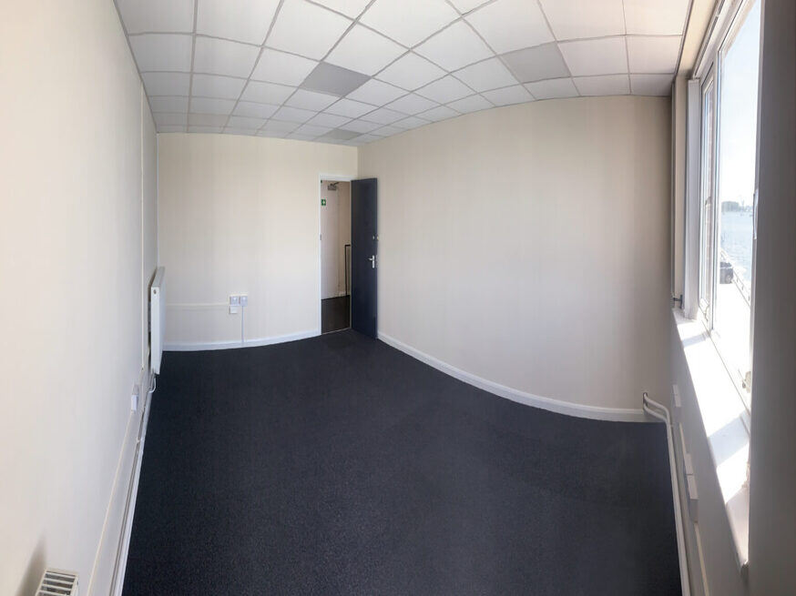 Offices to let at Portsmouth Harbour