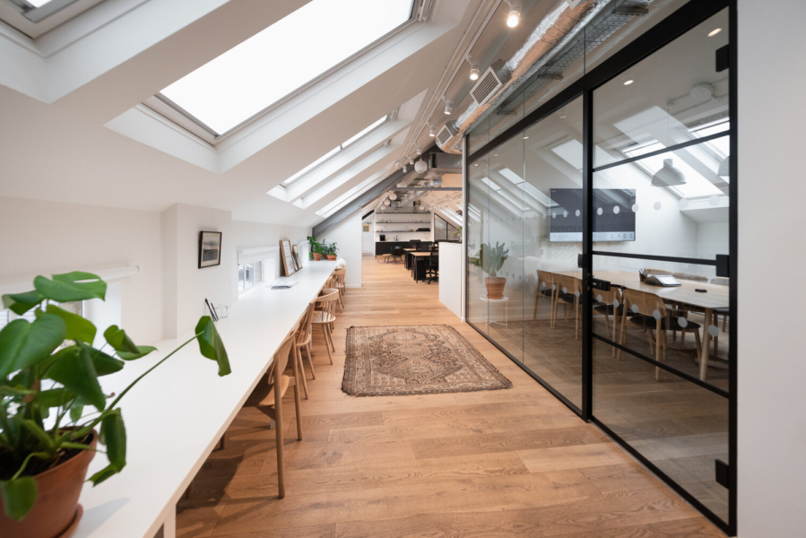Private offices to let in Camden, London