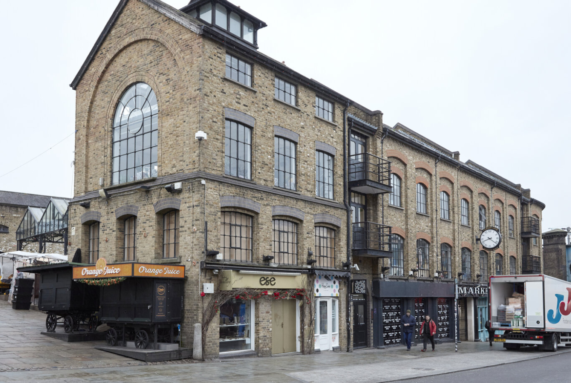Private offices to let in Camden, London