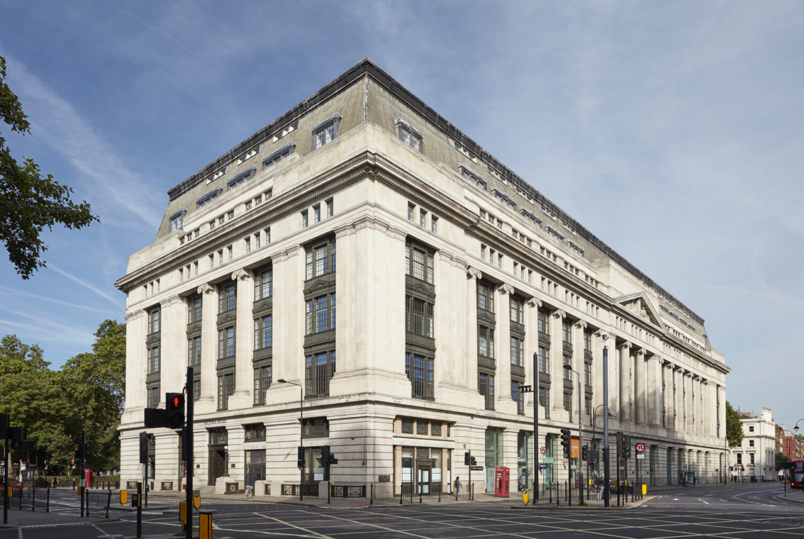 Elegant offices to let in Victoria House,Central London