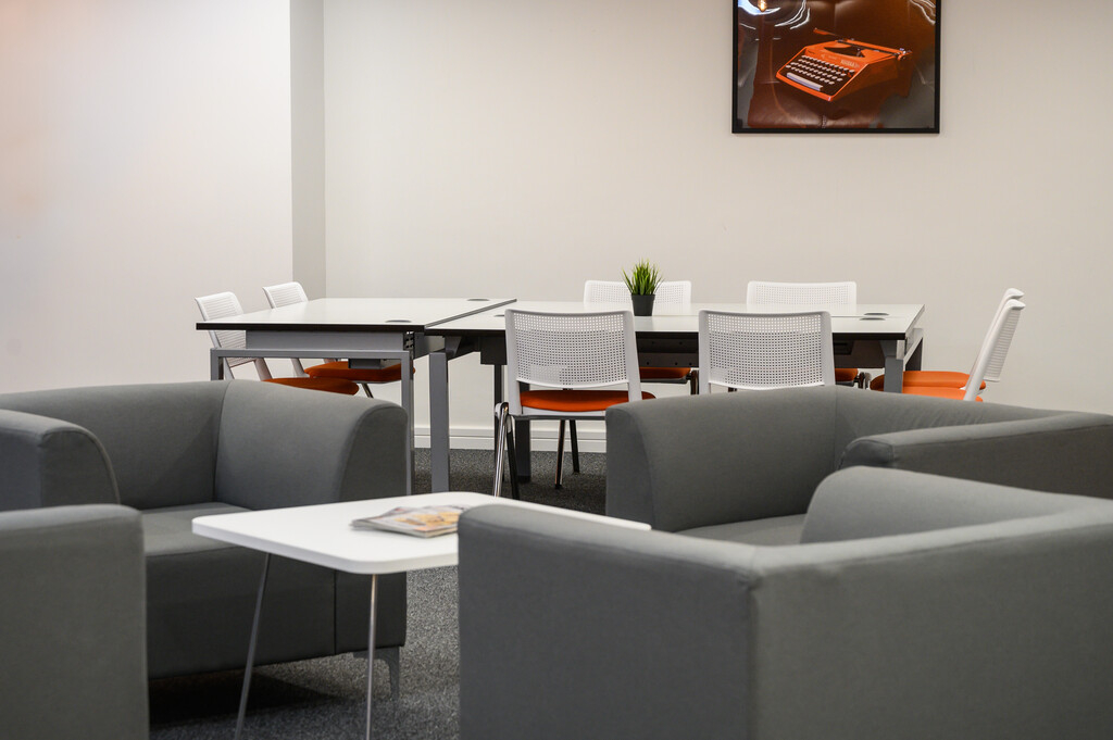 Office Space to let in Chelsea, central London