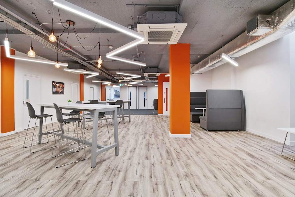 Office Space to let in Chelsea, central London