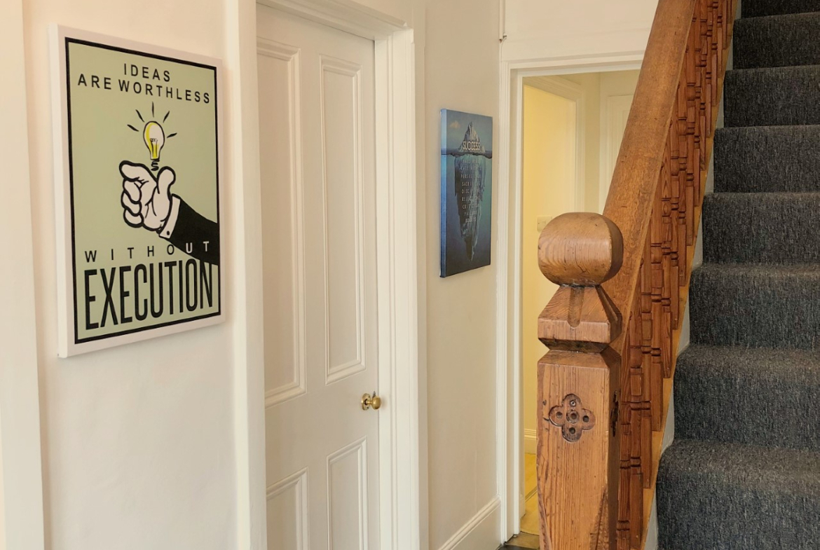 Serviced offices to let in Warlingham, Surrey