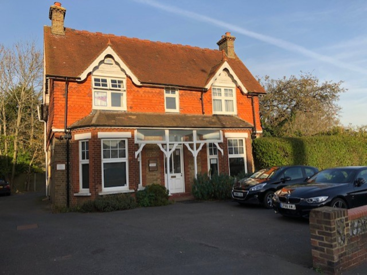 Serviced offices to let in Warlingham, Surrey