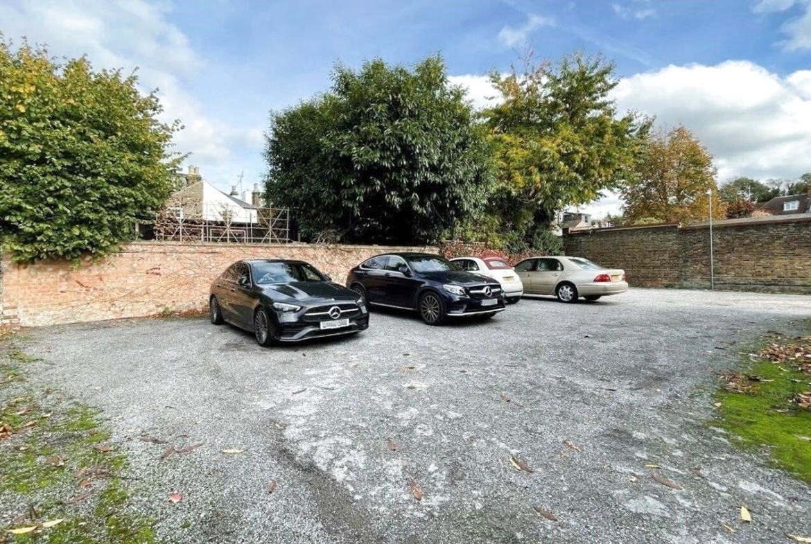 Adelaide House Brentwood Offices