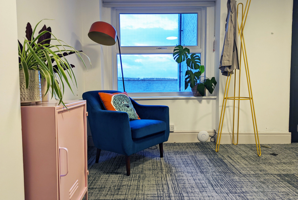 Fully furnished office space available in Brighton