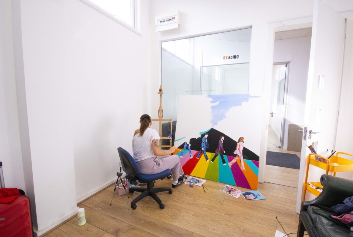 Office to let in Leyton Midland