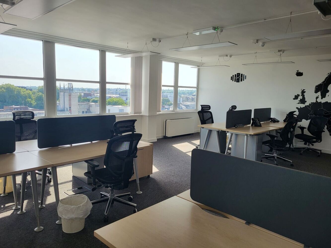 Flexible serviced offices to let in Reading