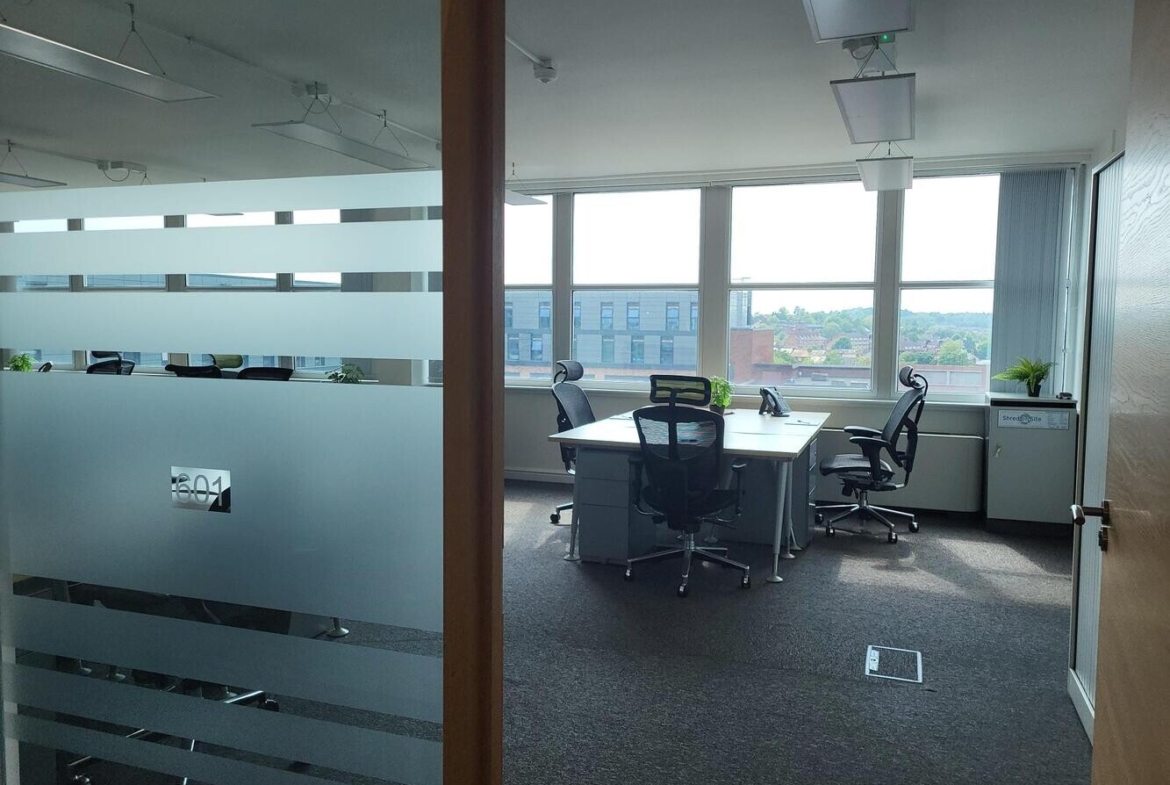 Flexible serviced offices to let in Reading