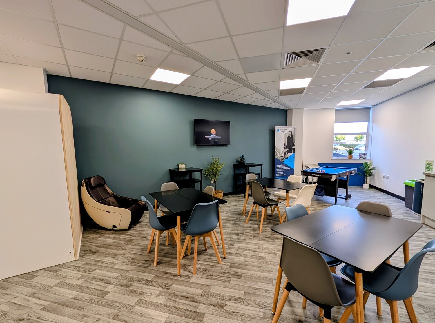 Offices to let in Widnes, Cheshire