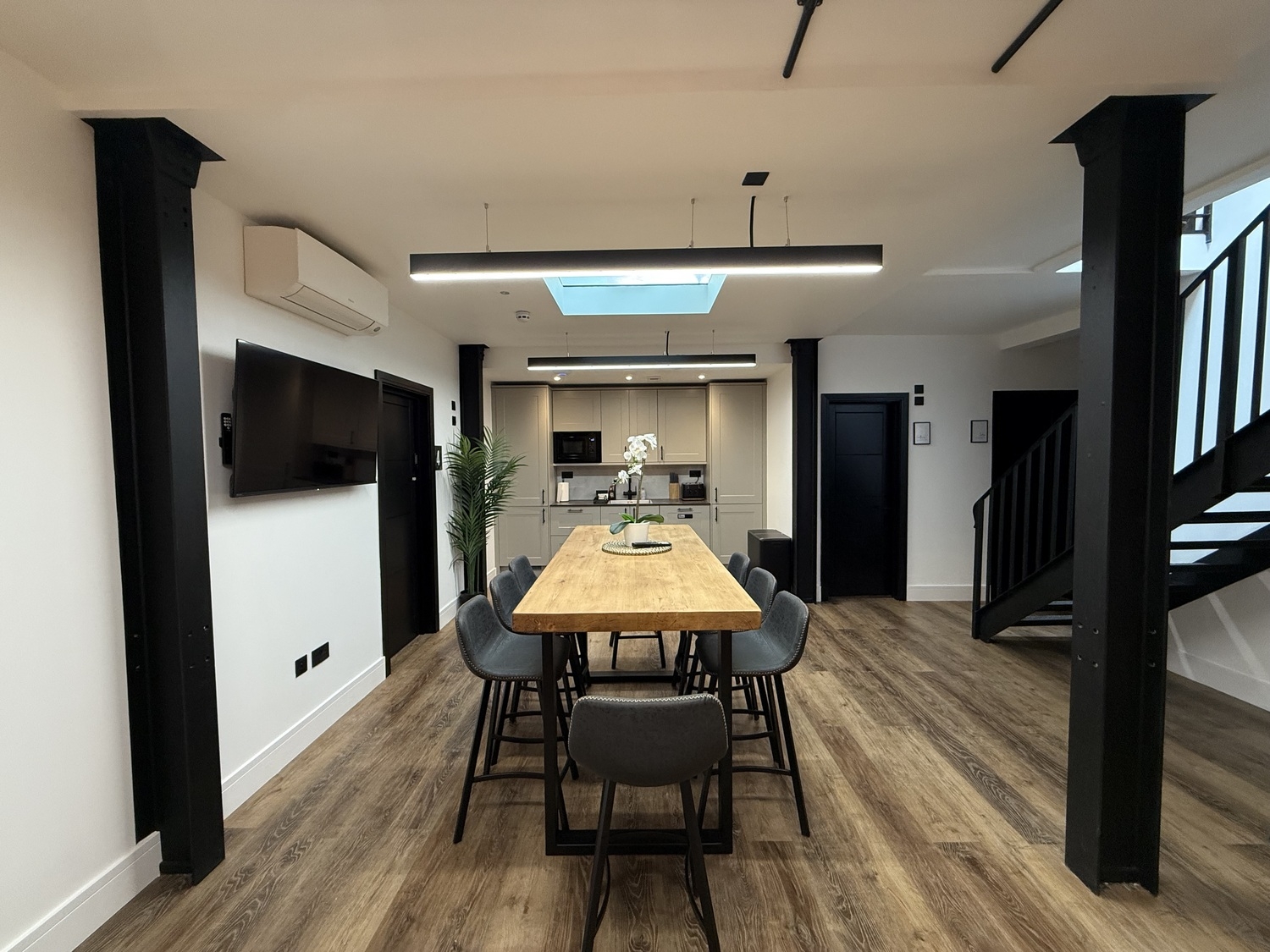 New Offices in Kingston, London