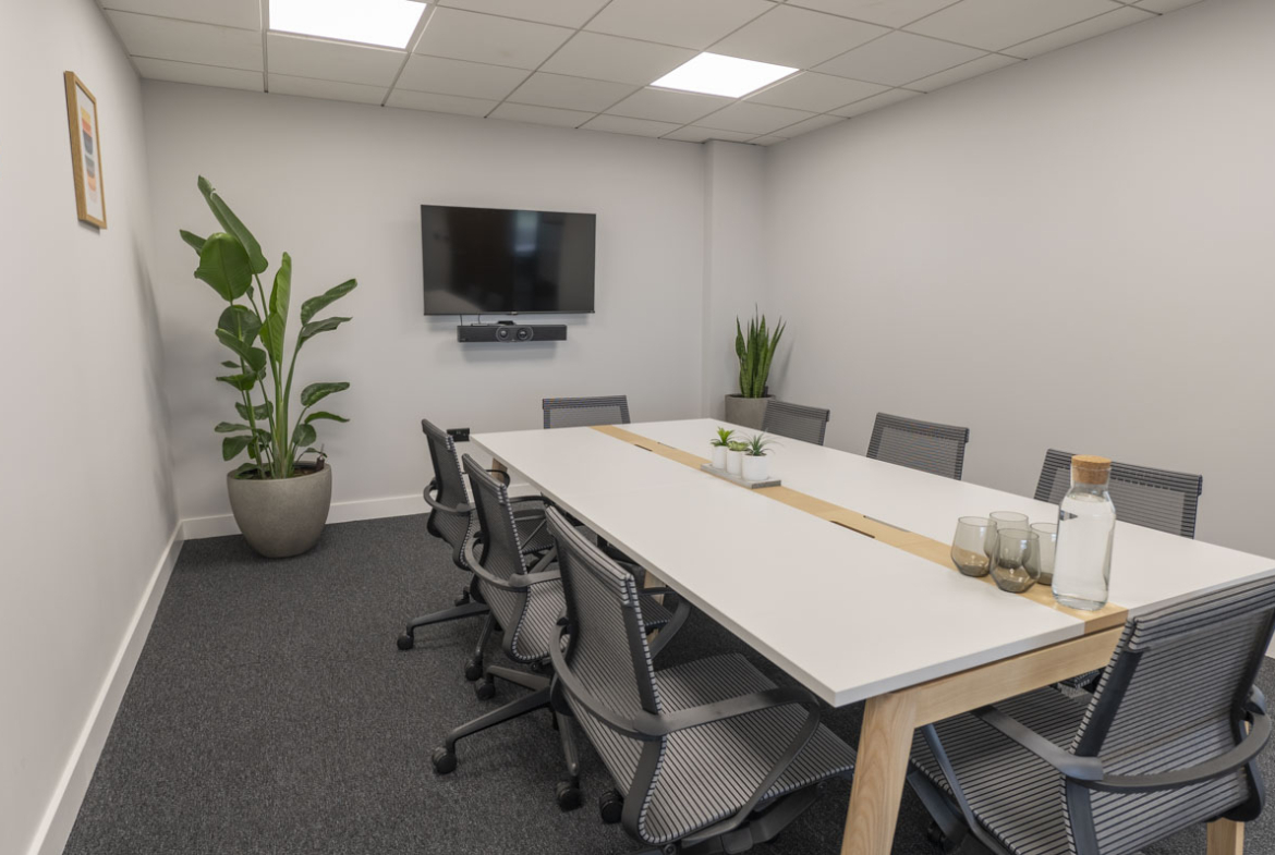 DSC_8461-HDR Offices to let in Kent House,Ashford