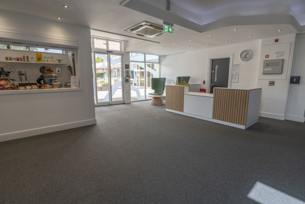 DSC_8499-HDR Offices to let in Kent House,Ashford