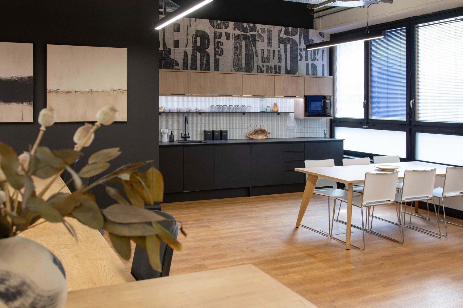Flexible Offices to let at Park House, Cardiff