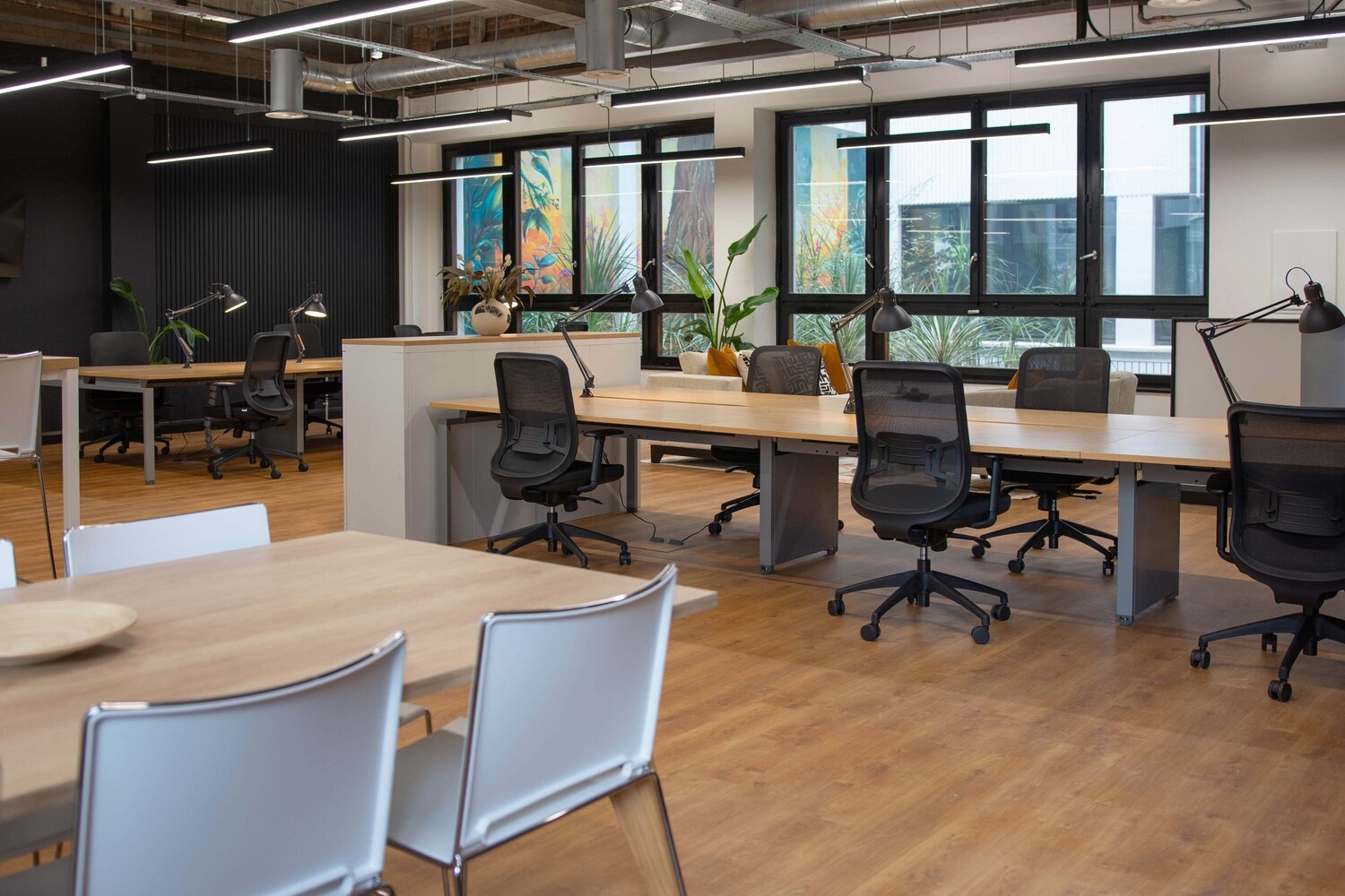 Flexible Offices to let at Park House, Cardiff