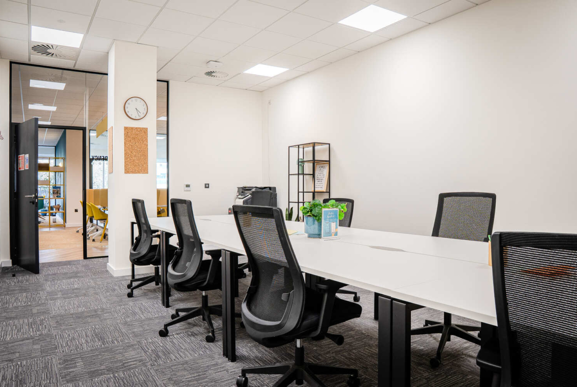 Offices to let at White Rose Park, Leeds