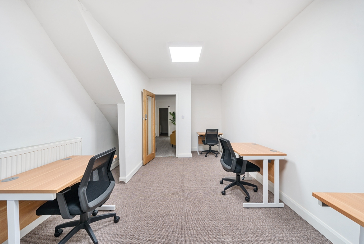 Affordable, High-Spec Office Spaces with Flexible Contracts in Waterloo