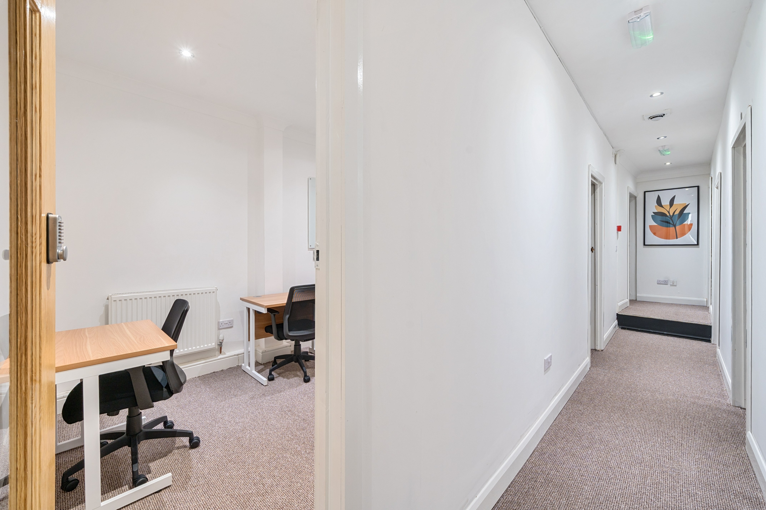 Affordable, High-Spec Office Spaces with Flexible Contracts in Waterloo