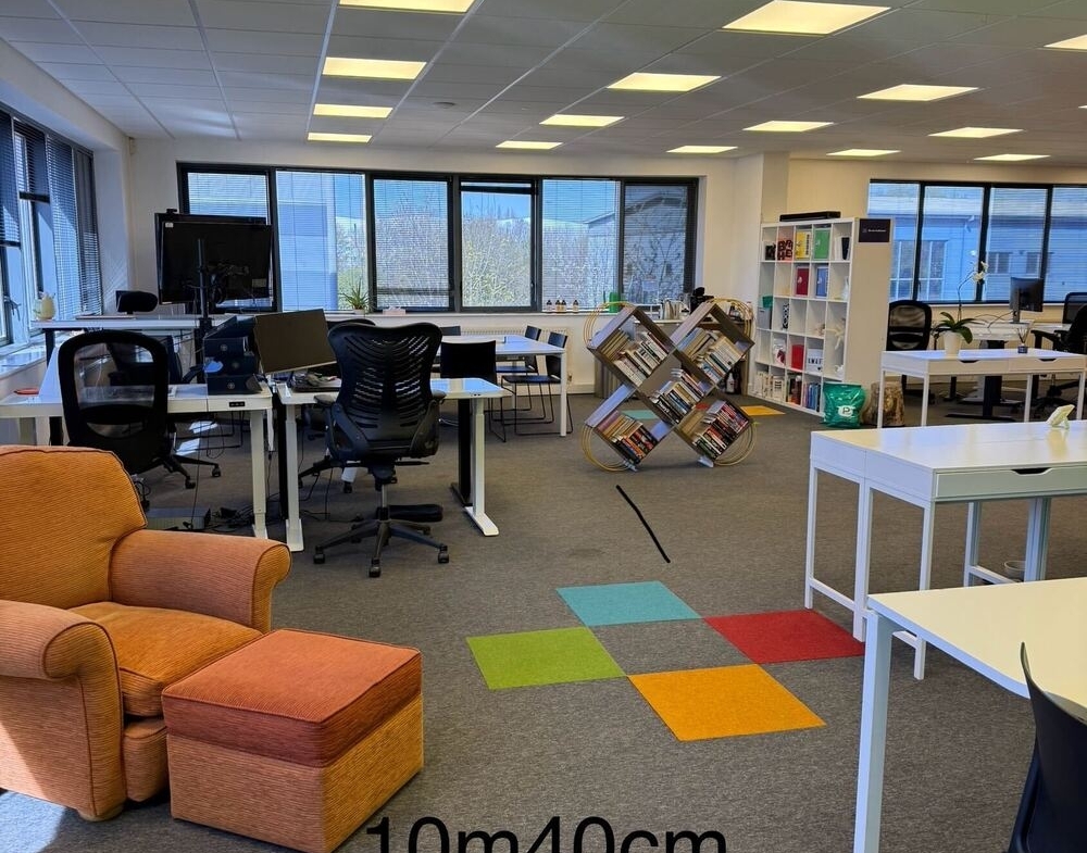 Spacious Fully-Furnished Office to Let – Kirkby-in-Ashfield