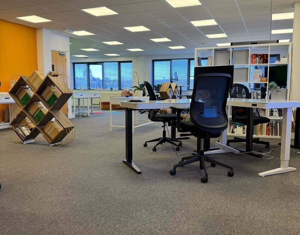 Spacious Fully-Furnished Office to Let – Kirkby-in-Ashfield