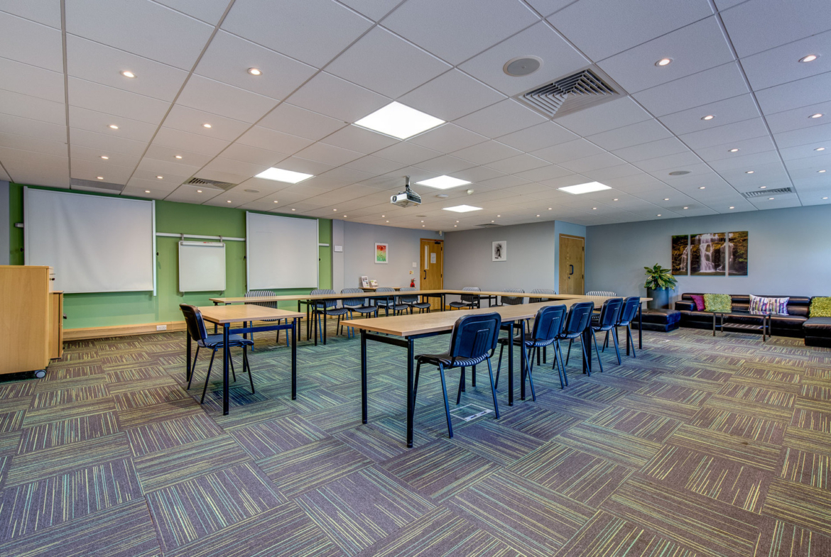 Serviced offices to let at Hampden House, Chalgrove