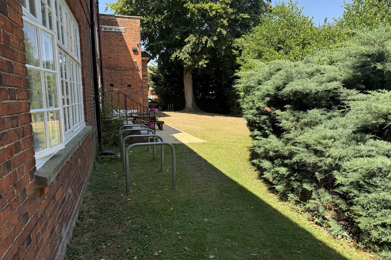 Offices to let in Hatfield