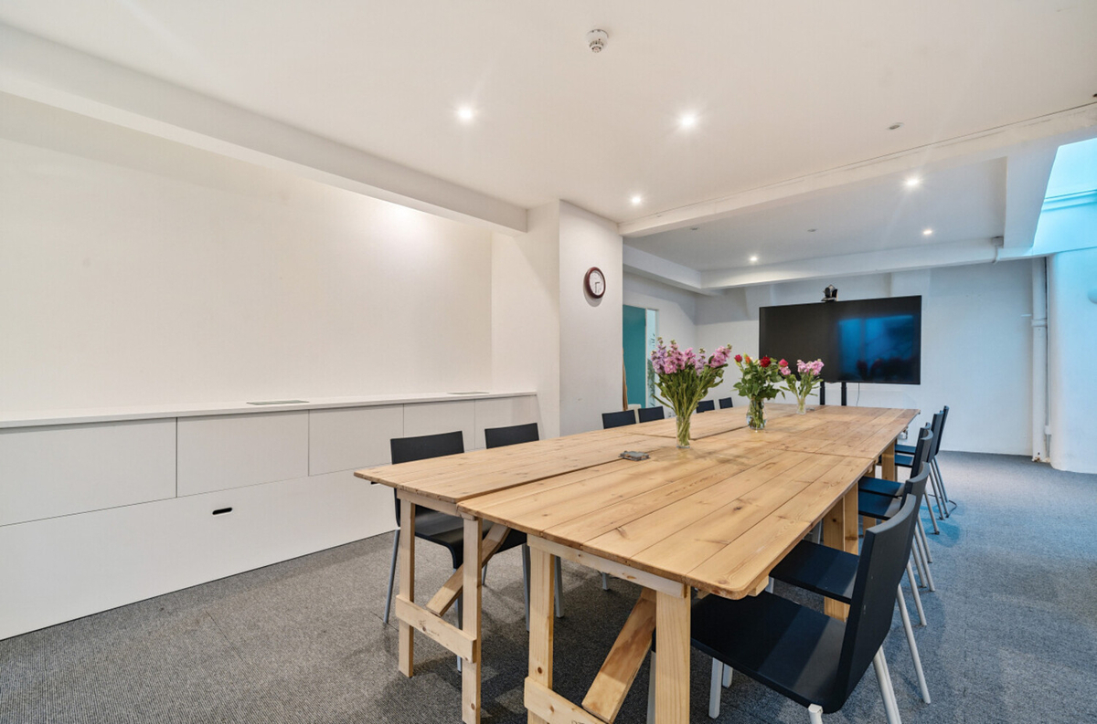 Private and co-working office spaces to let in Shoreditch