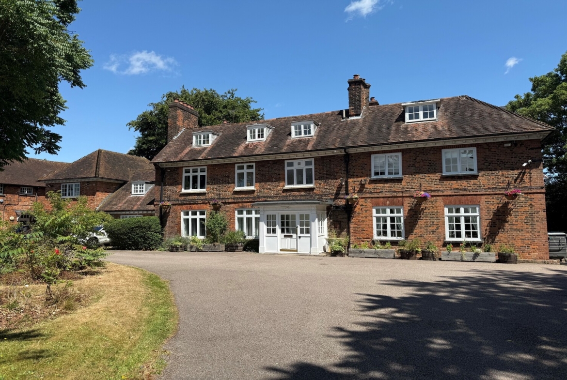 Offices to let in Hatfield