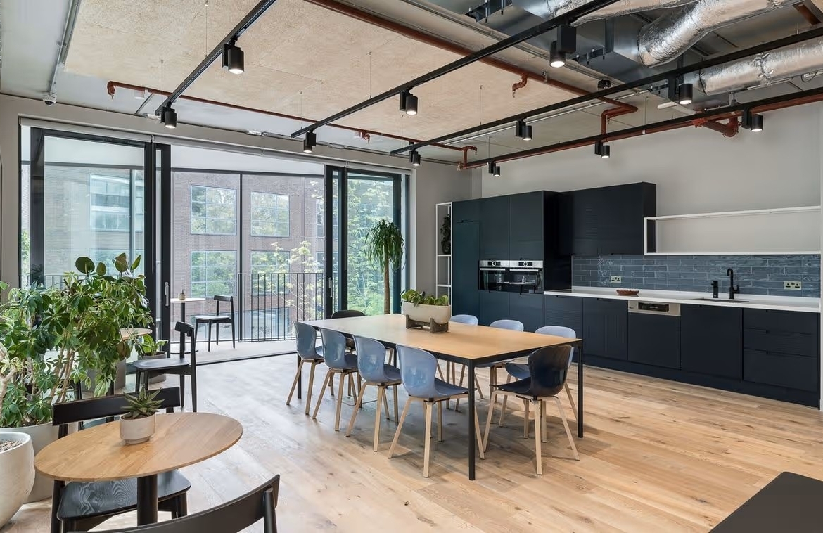 251 Southwark Bridge Road Borough & London Bridge