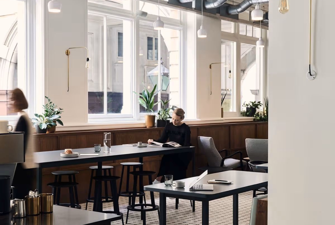 Offices to let at Warnford Court -the City-London
