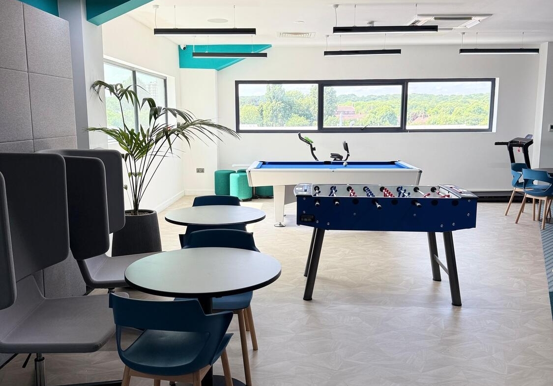 Offices to let in Hainault