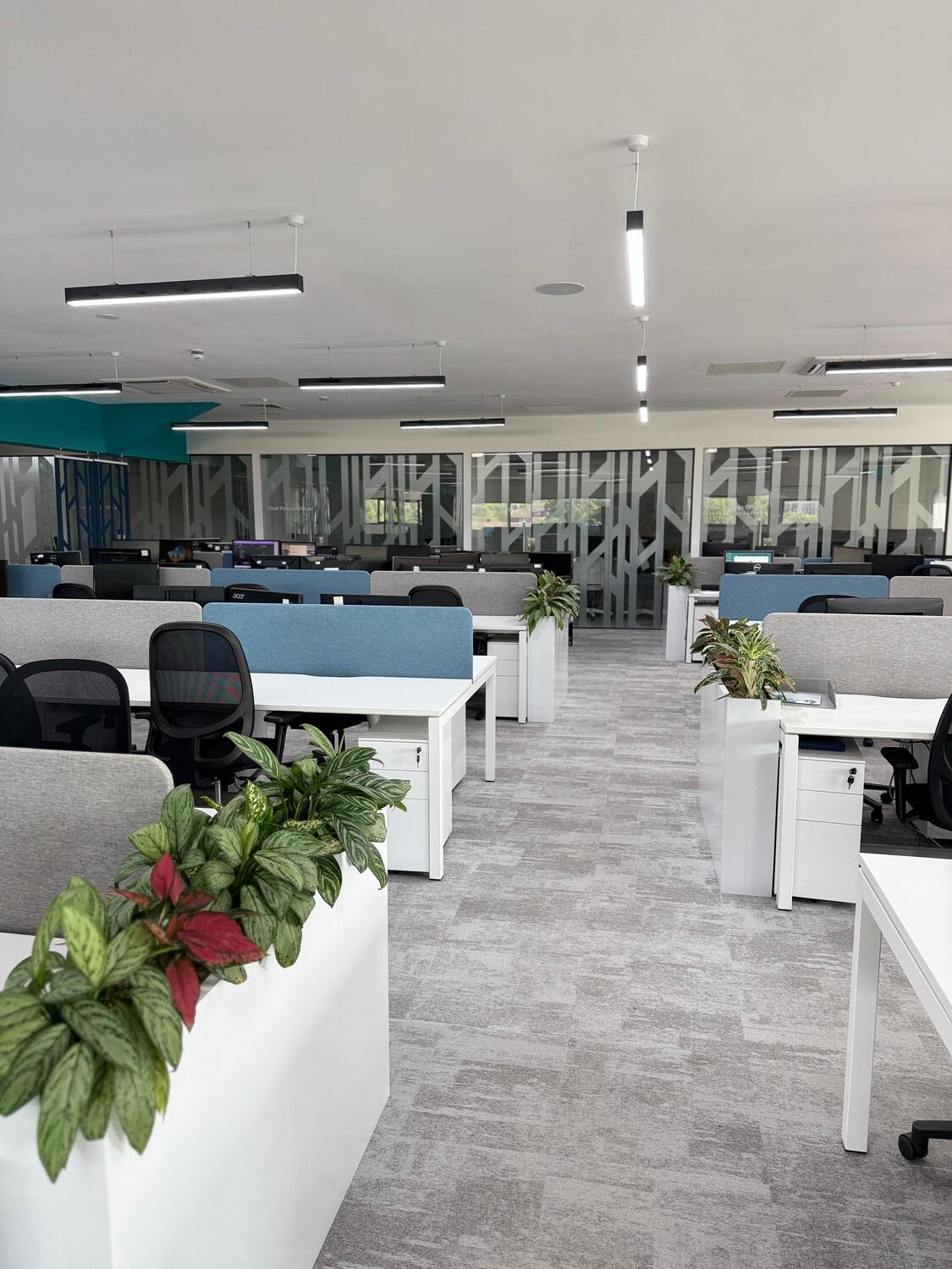 Offices to let in Hainault