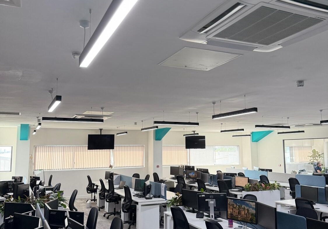 Offices to let in Hainault