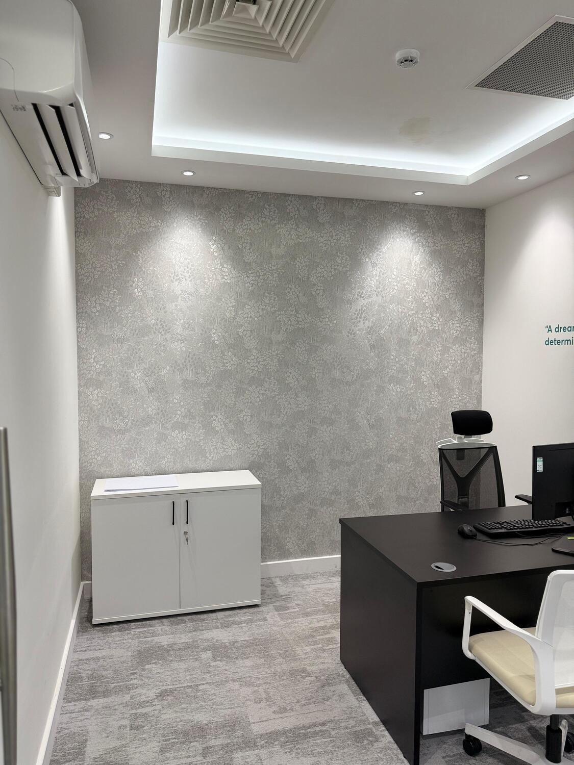 Offices to let in Hainault