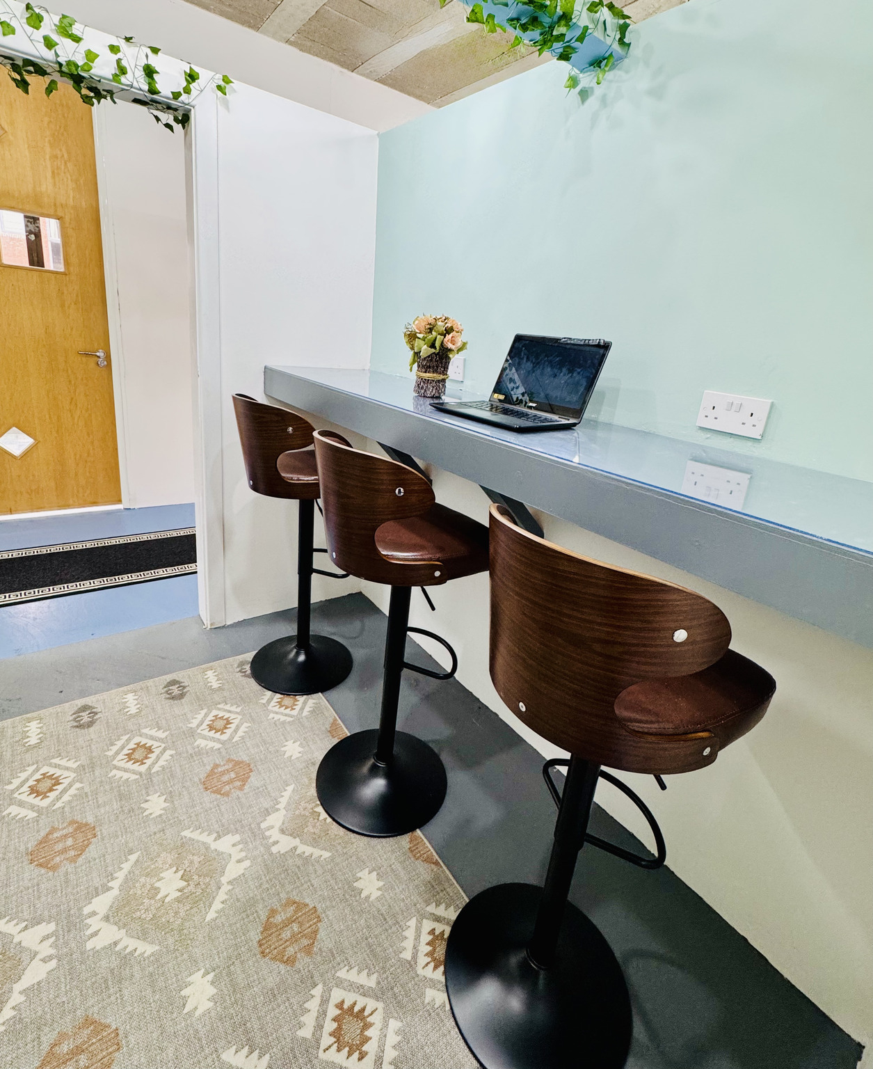 Private Offices & Coworking in Twickenham