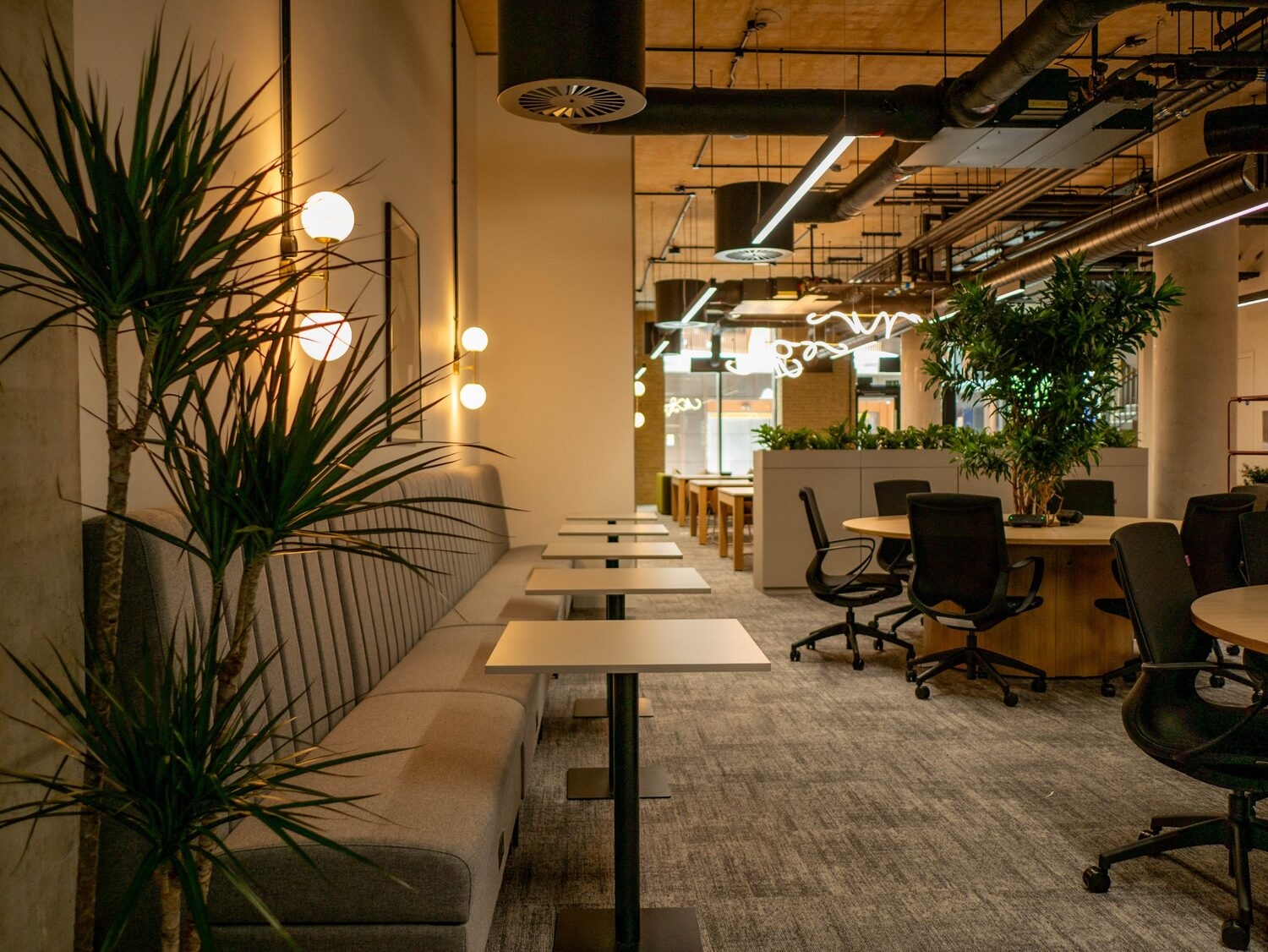 Modern Workspace in London Bankside