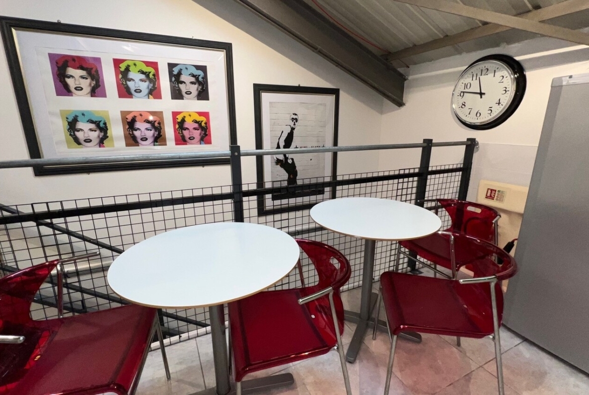 Offices to let at Merton,London