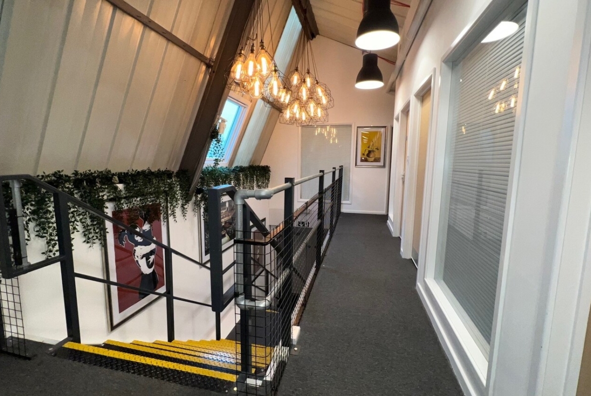 Offices to let at Merton,London