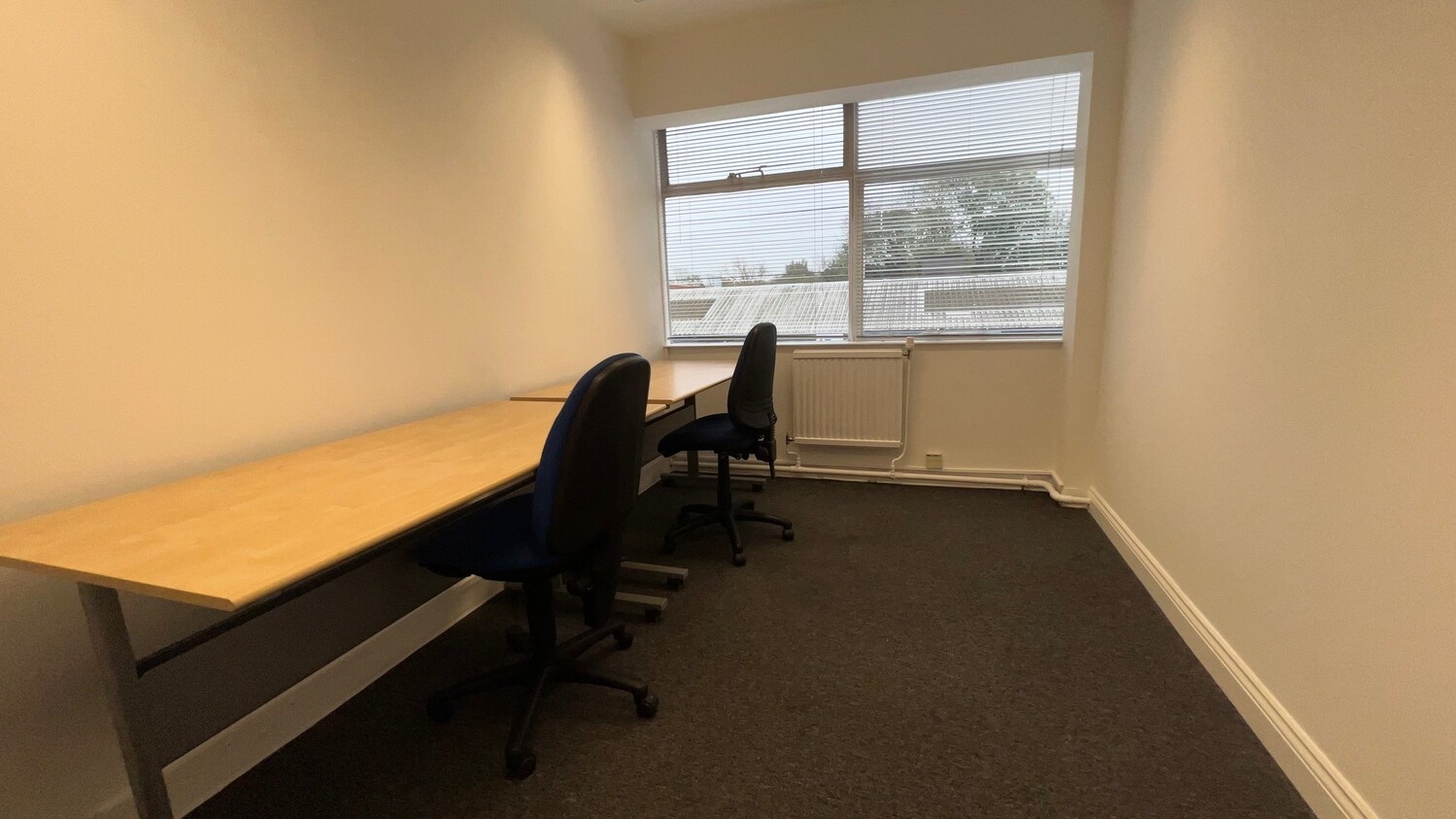 Offices to let at Merton,London