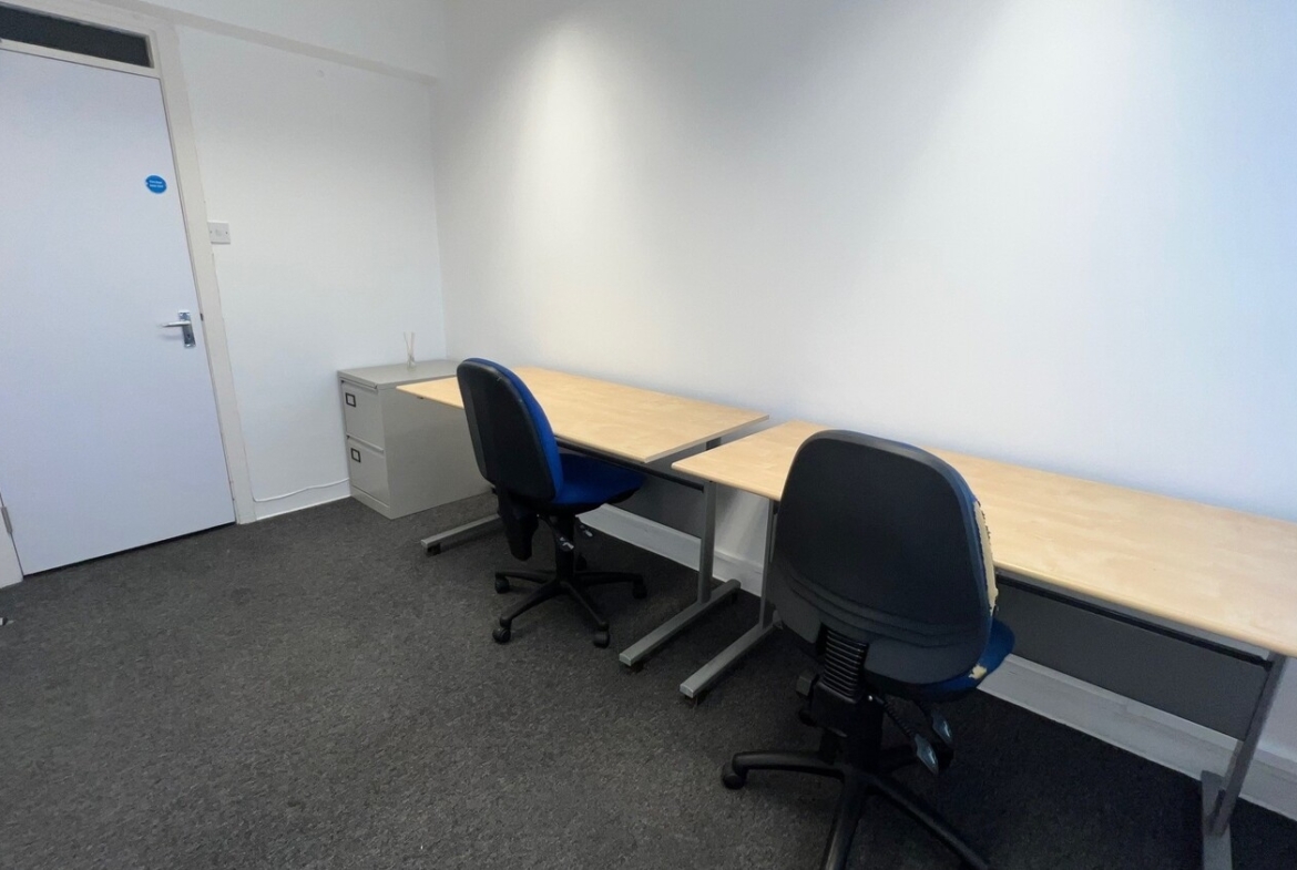 Offices to let at Merton,London