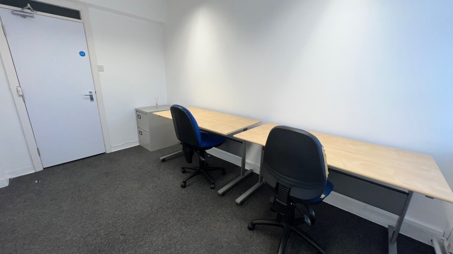 Offices to let at Merton,London